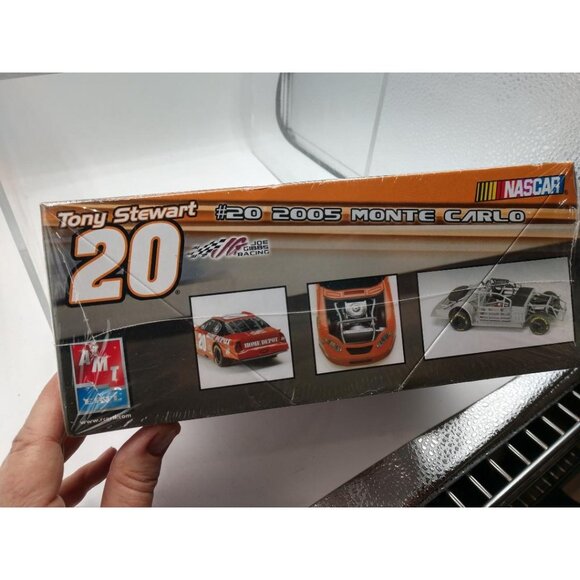 Tony Stewart #20 2005 Monte Carlo NASCAR Model Kit By AMT- Sealed Box - Picture 2 of 4